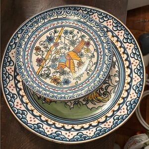 Williams Sonoma Jardim large pasta serving bowl with 2 pasta bowls